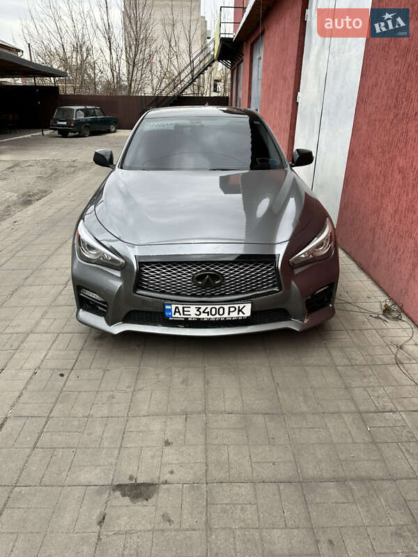 Infiniti Q50 2016