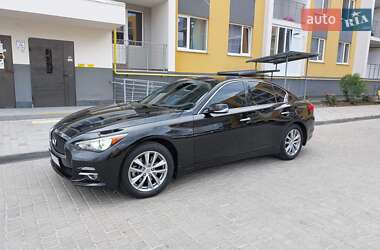 Седан Infiniti Q50 2016 в 