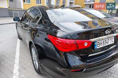 Седан Infiniti Q50 2016 в 