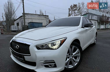 Седан Infiniti Q50 2016 в Николаеве