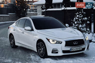 Седан Infiniti Q50 2015 в Тернополе