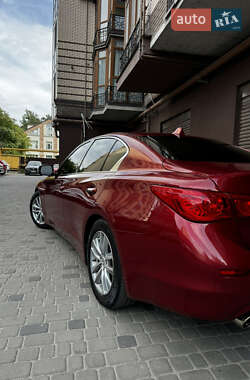 Седан Infiniti Q50 2014 в Дніпрі