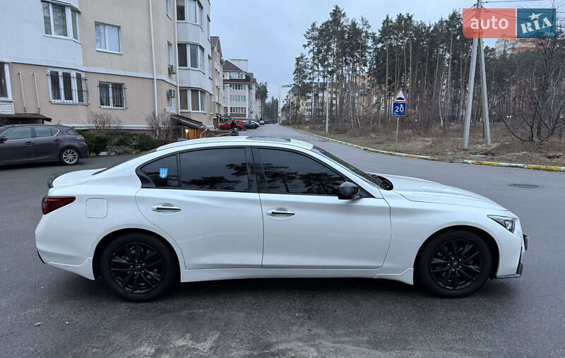 Седан Infiniti Q50 2017 в Києві