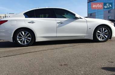 Седан Infiniti Q50 2013 в Киеве