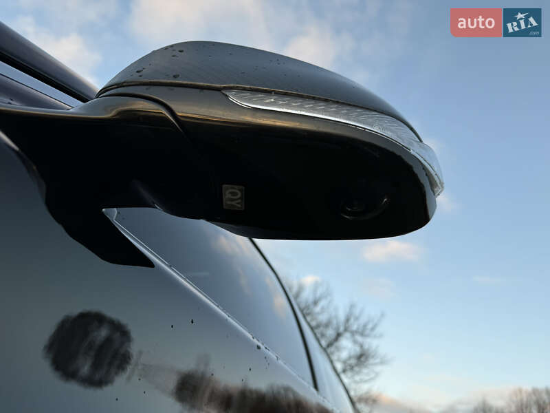 Седан Infiniti Q50 2018 в Днепре