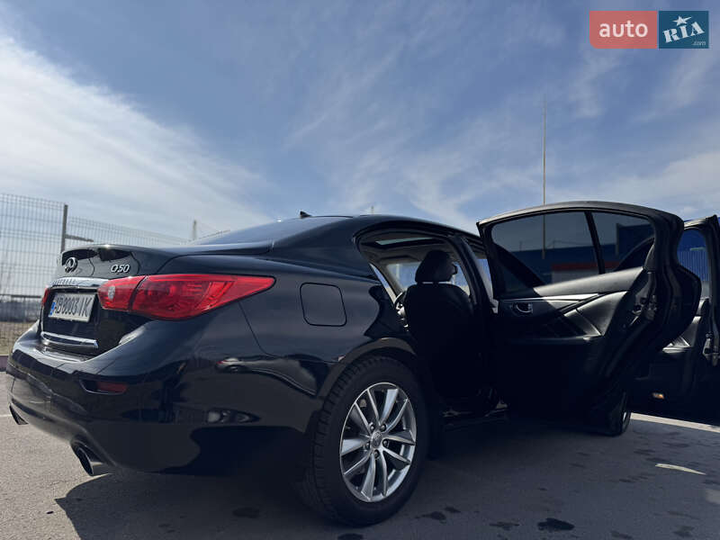 Седан Infiniti Q50 2016 в Виннице