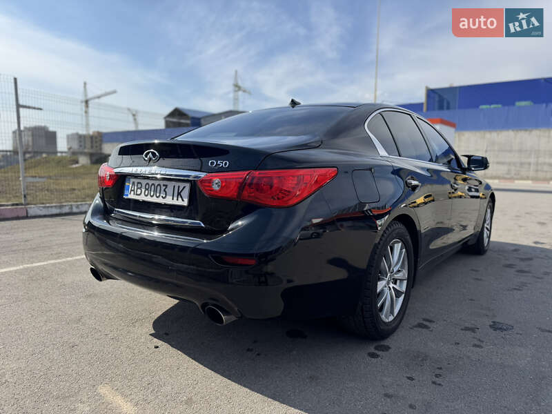 Седан Infiniti Q50 2016 в Виннице