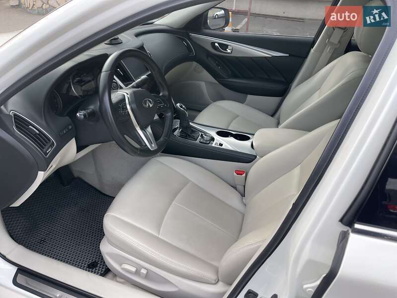 Седан Infiniti Q50 2020 в Одессе