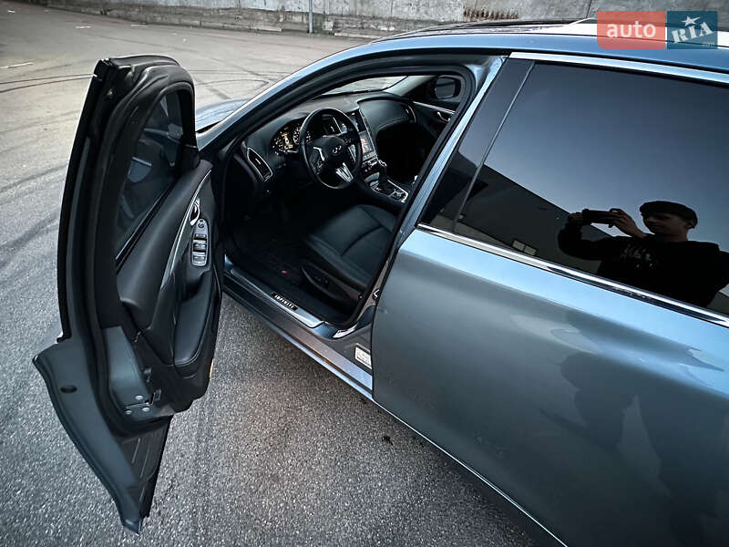 Седан Infiniti Q50 2019 в Києві