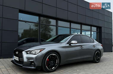 Седан Infiniti Q50 2017 в 