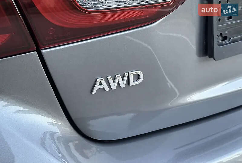 Седан Infiniti Q50 2018 в Дніпрі