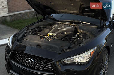 Седан Infiniti Q50 2017 в 
