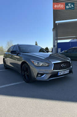 Седан Infiniti Q50 2017 в 