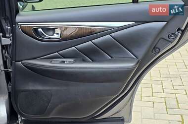 Седан Infiniti Q50 2017 в 