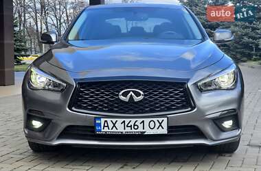 Седан Infiniti Q50 2017 в 