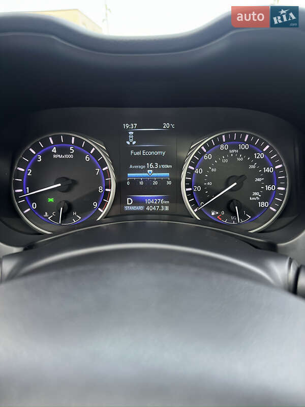 Седан Infiniti Q50 2016 в Хмельницькому