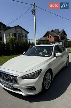 Седан Infiniti Q50 2021 в 