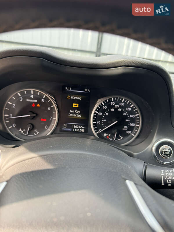 Седан Infiniti Q50 2017 в Дніпрі