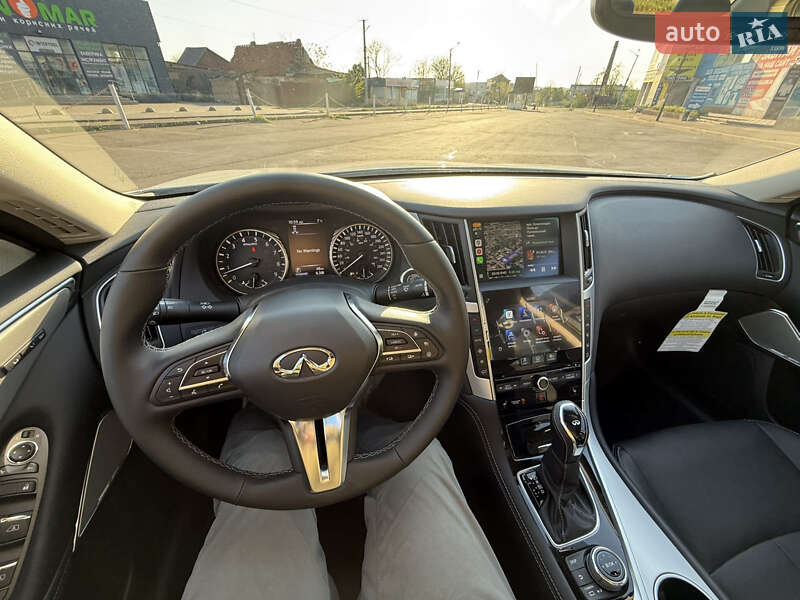 Седан Infiniti Q50 2024 в Кривом Роге