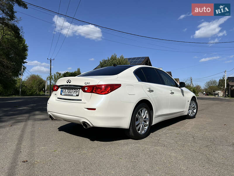 Седан Infiniti Q50 2016 в Киеве