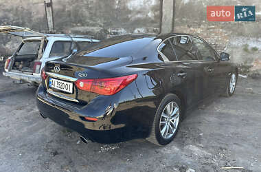 Седан Infiniti Q50 2015 в 