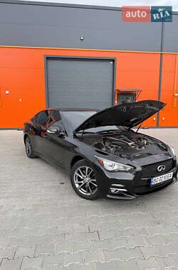 Седан Infiniti Q50 2017 в 