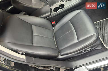 Седан Infiniti Q50 2016 в 