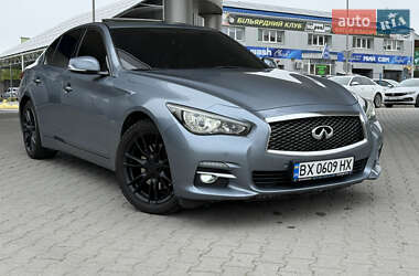 Седан Infiniti Q50 2014 в 