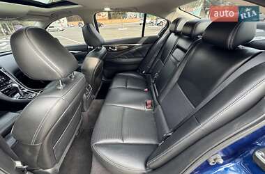 Седан Infiniti Q50 2016 в 