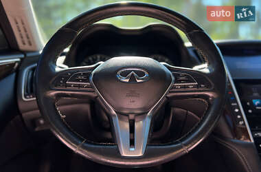 Седан Infiniti Q50 2017 в 