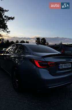 Седан Infiniti Q50 2019 в 