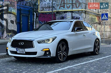 Седан Infiniti Q50 2018 в 