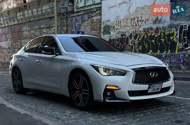 Седан Infiniti Q50 2018 в 