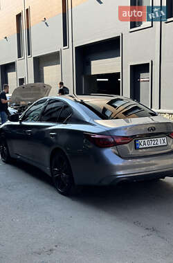 Седан Infiniti Q50 2016 в 