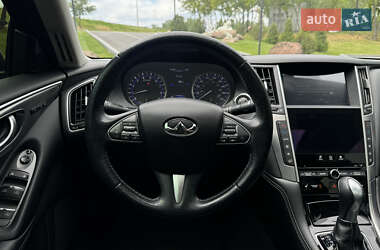 Седан Infiniti Q50 2016 в 