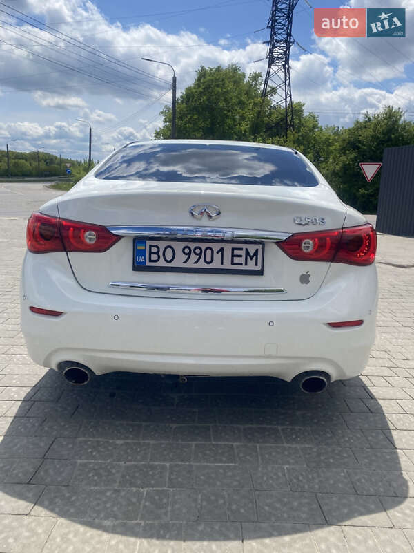 Седан Infiniti Q50 2013 в Тернополі