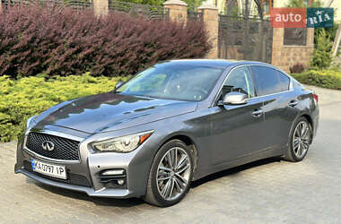 Седан Infiniti Q50 2013 в Черновцах