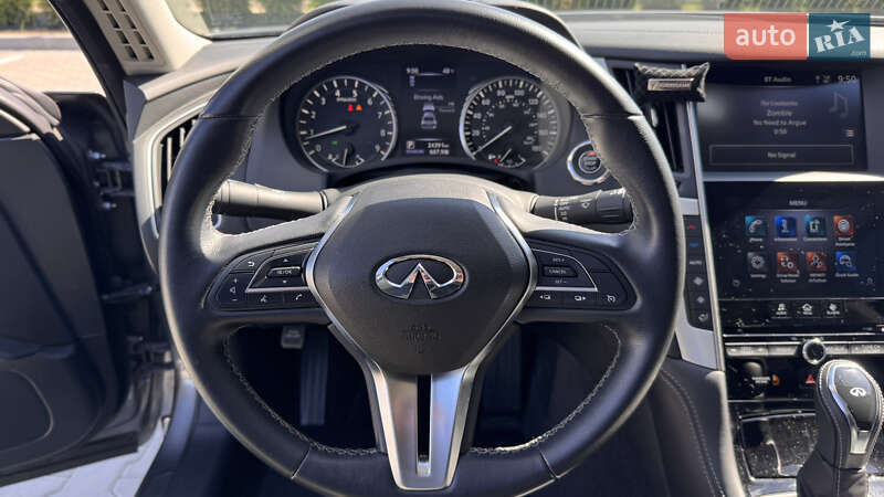 Седан Infiniti Q50 2019 в Виннице