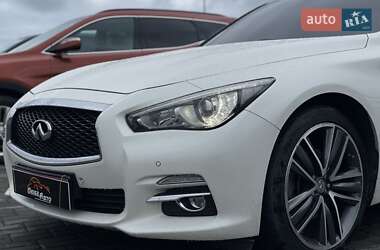 Седан Infiniti Q50 2016 в 