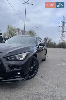 Седан Infiniti Q50 2017 в 