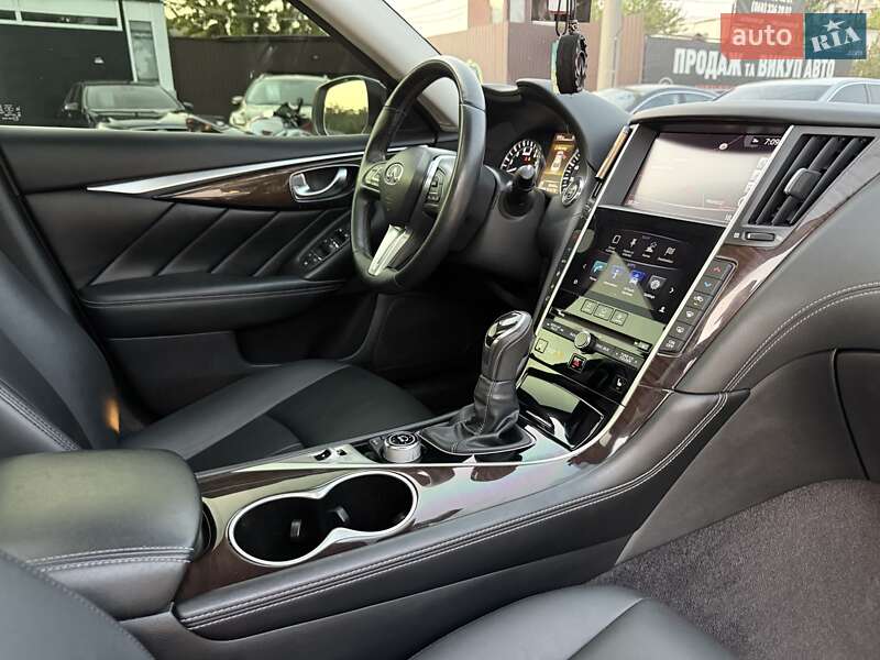 Седан Infiniti Q50 2017 в Харкові