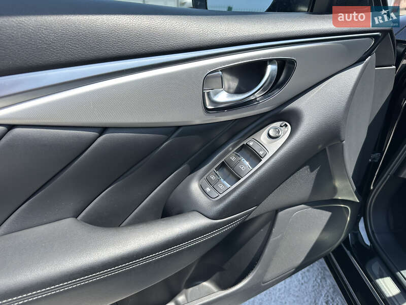 Седан Infiniti Q50 2021 в Киеве