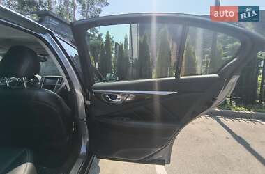 Седан Infiniti Q50 2017 в 
