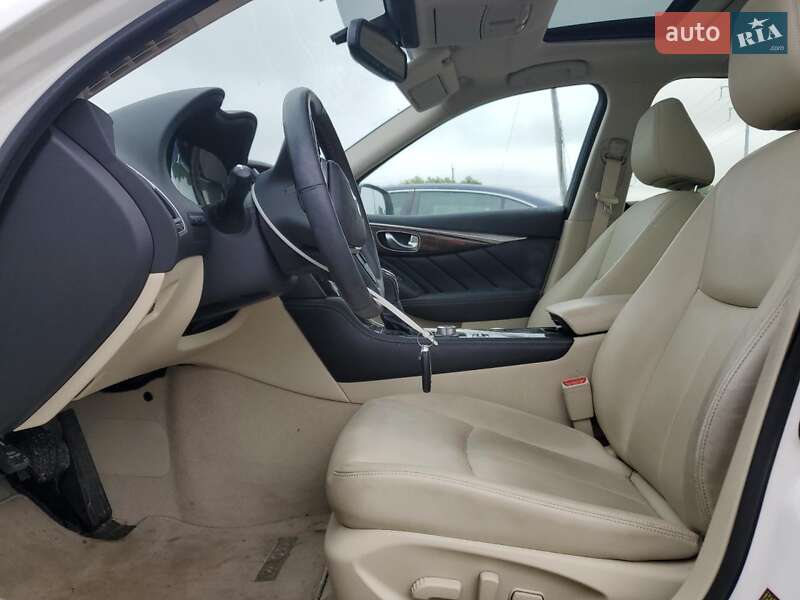 Седан Infiniti Q50 2018 в Львове фото 7 Седан Infiniti Q50 2018 в Львове