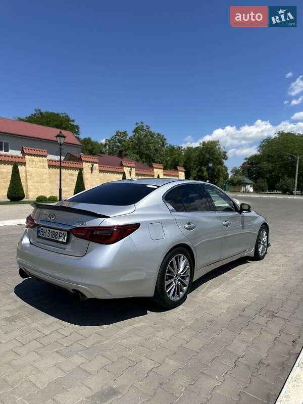 Седан Infiniti Q50 2018 в Киеве
