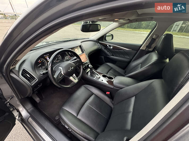 Седан Infiniti Q50 2017 в Харькове