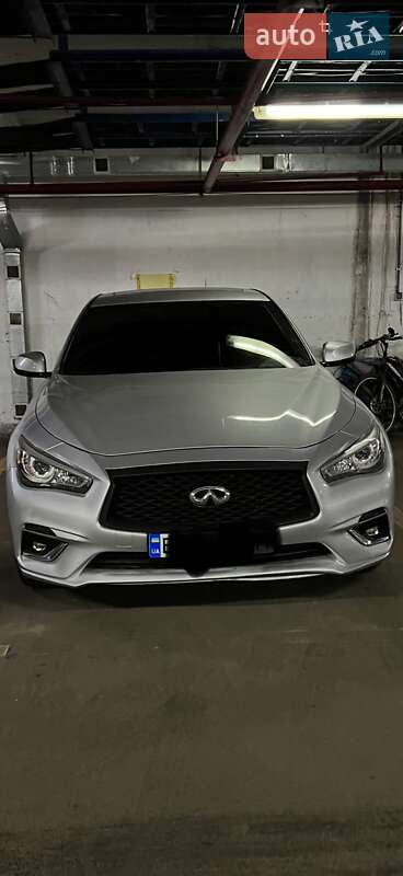 Седан Infiniti Q50 2017 в Одесі