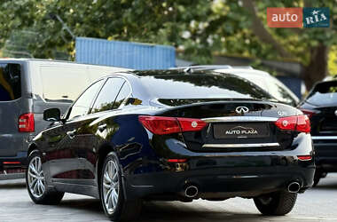 Седан Infiniti Q50 2017 в 