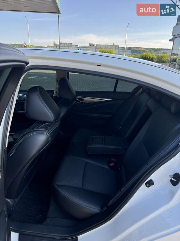 Седан Infiniti Q50 2019 в Могилев-Подольске фото 10 Седан Infiniti Q50 2019 в Могилев-Подольске