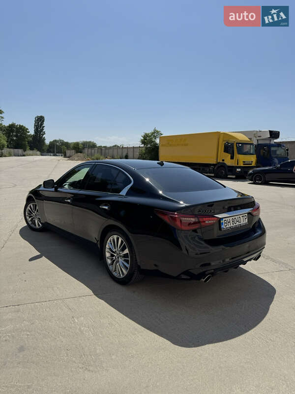 Седан Infiniti Q50 2017 в Одессе